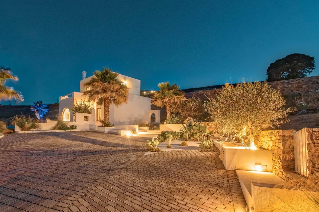 Вілла On The Rocks Antiparos Екстер'єр фото