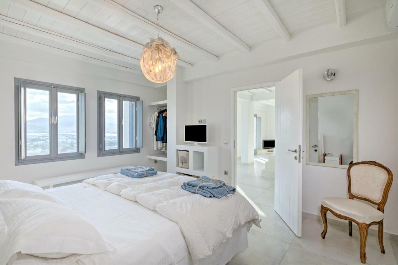 Вілла On The Rocks Antiparos Екстер'єр фото