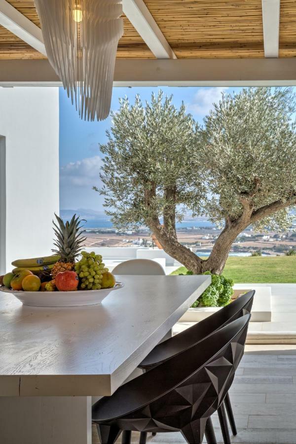 Вілла On The Rocks Antiparos Екстер'єр фото