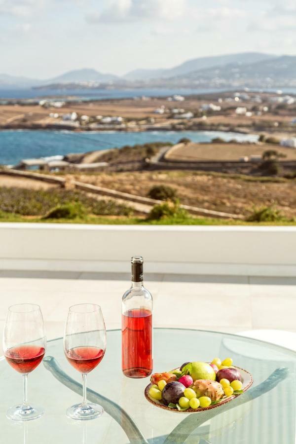 Вілла On The Rocks Antiparos Екстер'єр фото