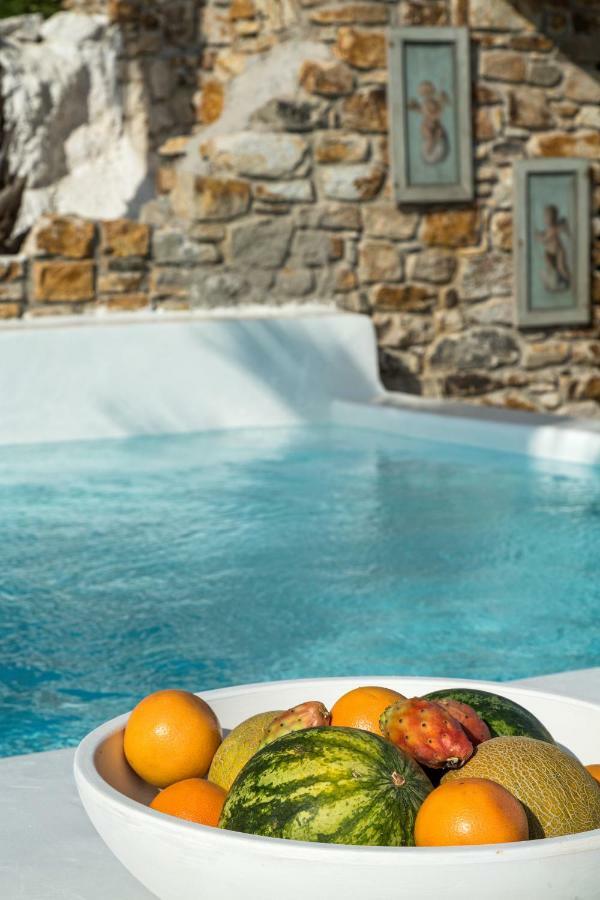 Вілла On The Rocks Antiparos Екстер'єр фото